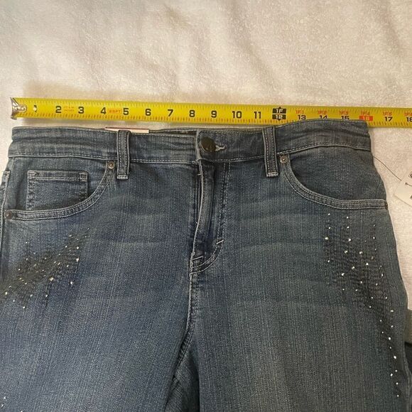 NWT Style& co Blue Beaded Embroidered Denim Distressed Boyfriend Jeans Size 8 - Picture 4 of 15